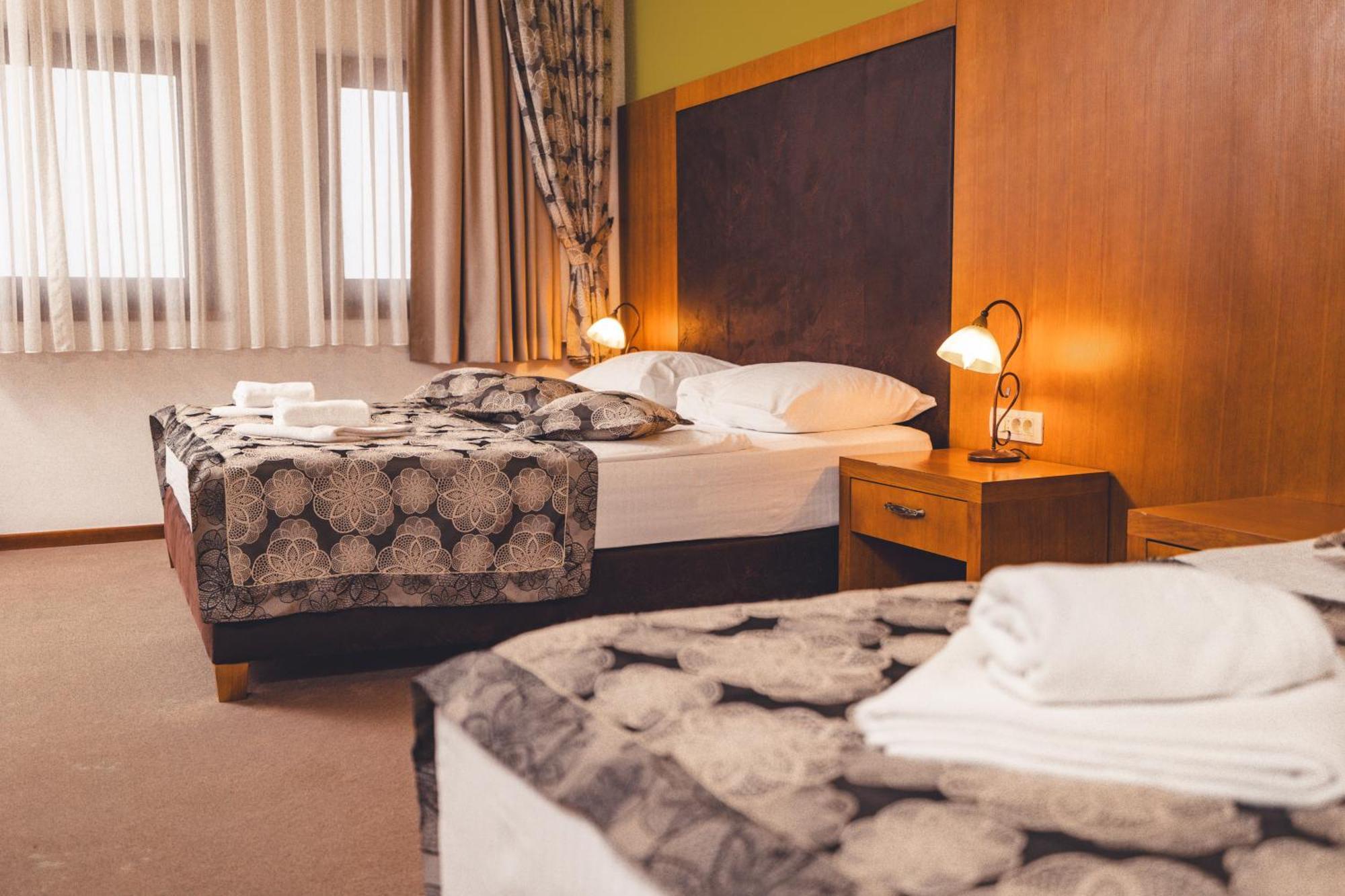 Etno Selo Stanisici Hotel Leonida Dijelovi Екстериор снимка