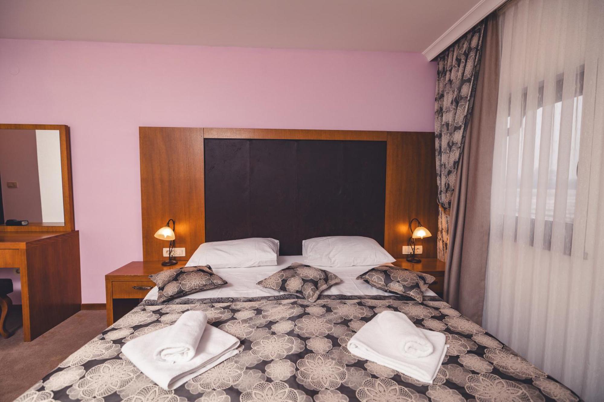 Etno Selo Stanisici Hotel Leonida Dijelovi Екстериор снимка