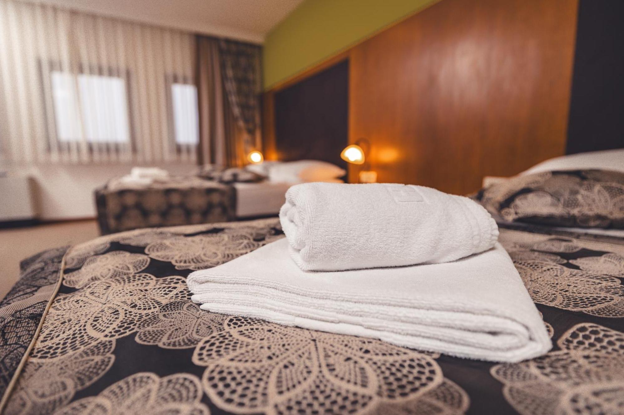 Etno Selo Stanisici Hotel Leonida Dijelovi Екстериор снимка