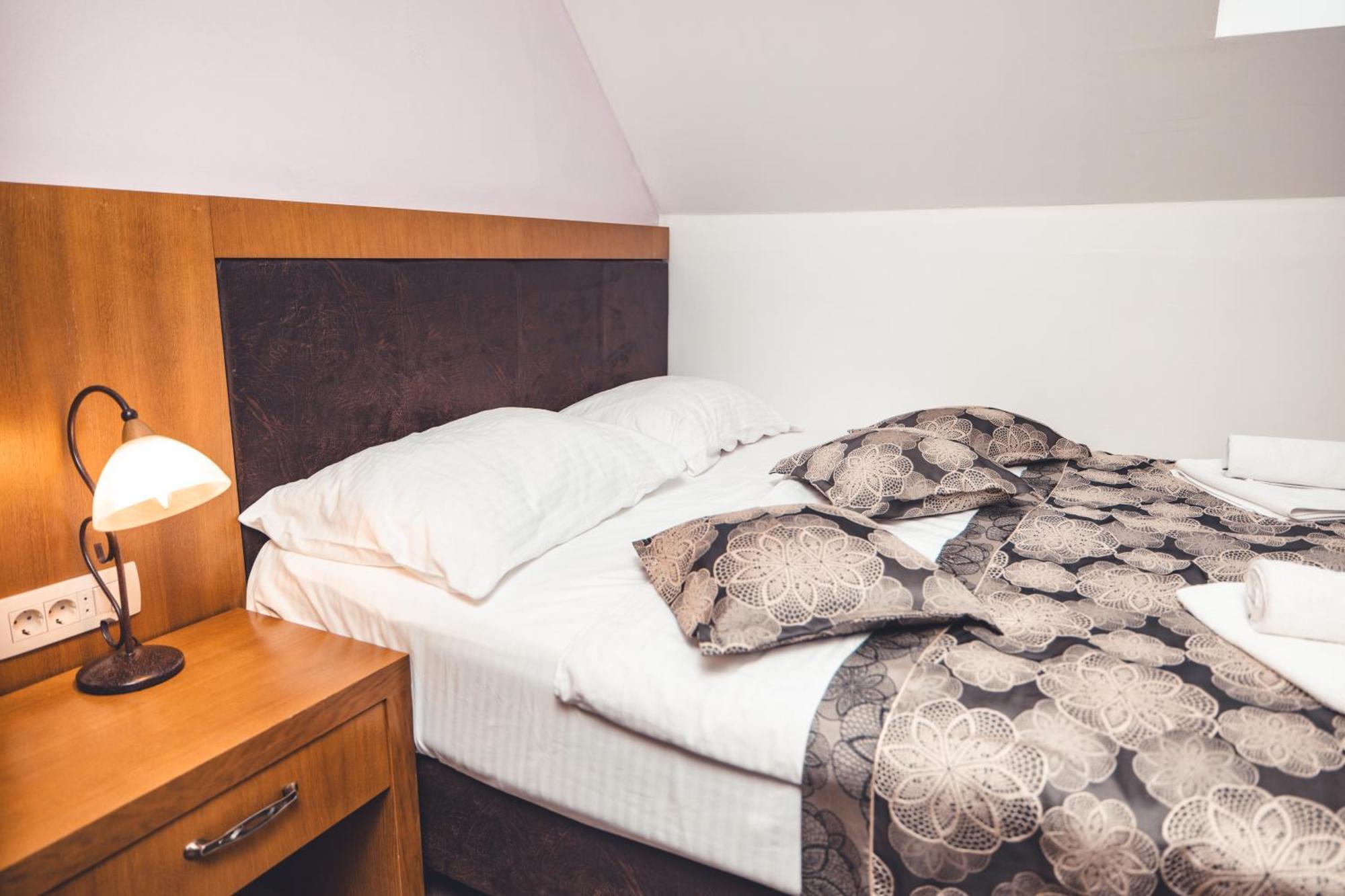 Etno Selo Stanisici Hotel Leonida Dijelovi Екстериор снимка