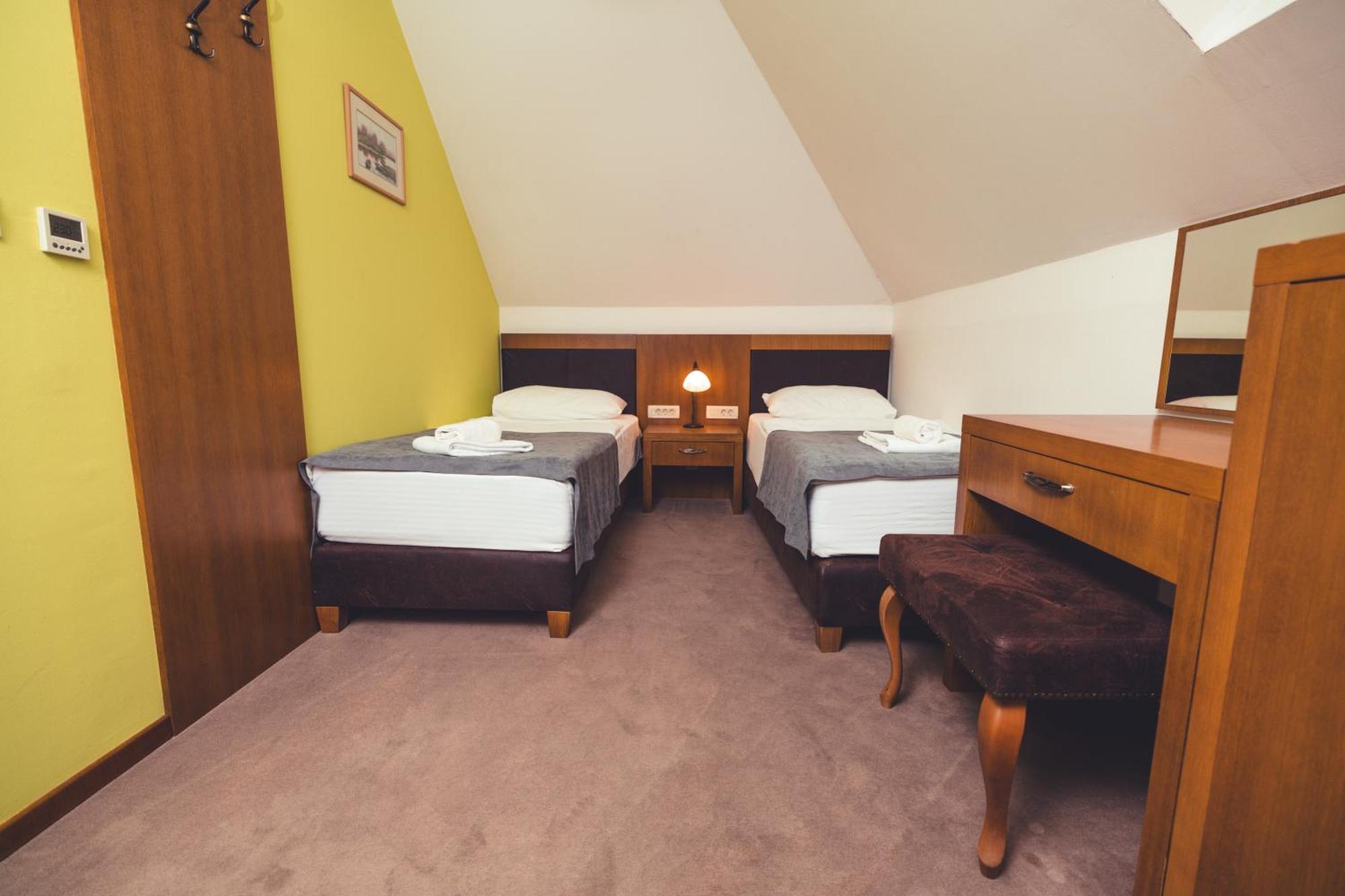 Etno Selo Stanisici Hotel Leonida Dijelovi Екстериор снимка